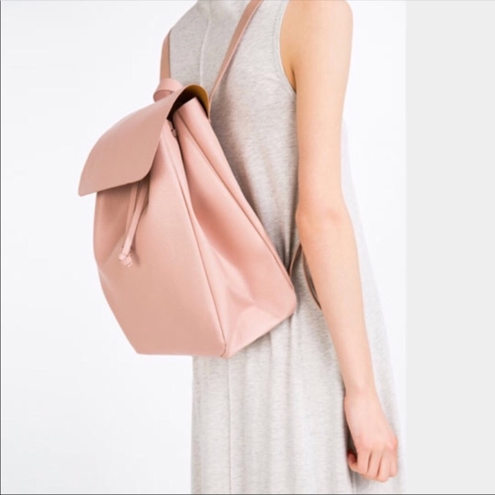 Sold Out pink leather backpack - Picture 3 of 7